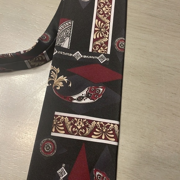 PURITAN Special Edition tie - Picture 2 of 5